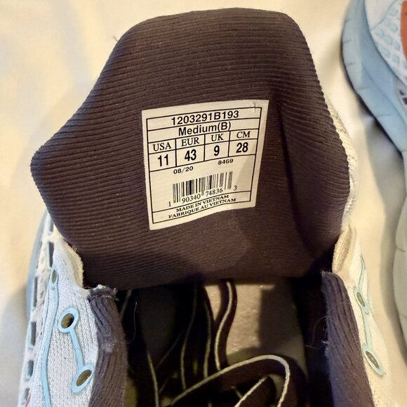 Brooks Adrenaline GTS Womens Running Shoes Size 11 Medium Blue Stability Sneaker - Picture 3 of 9